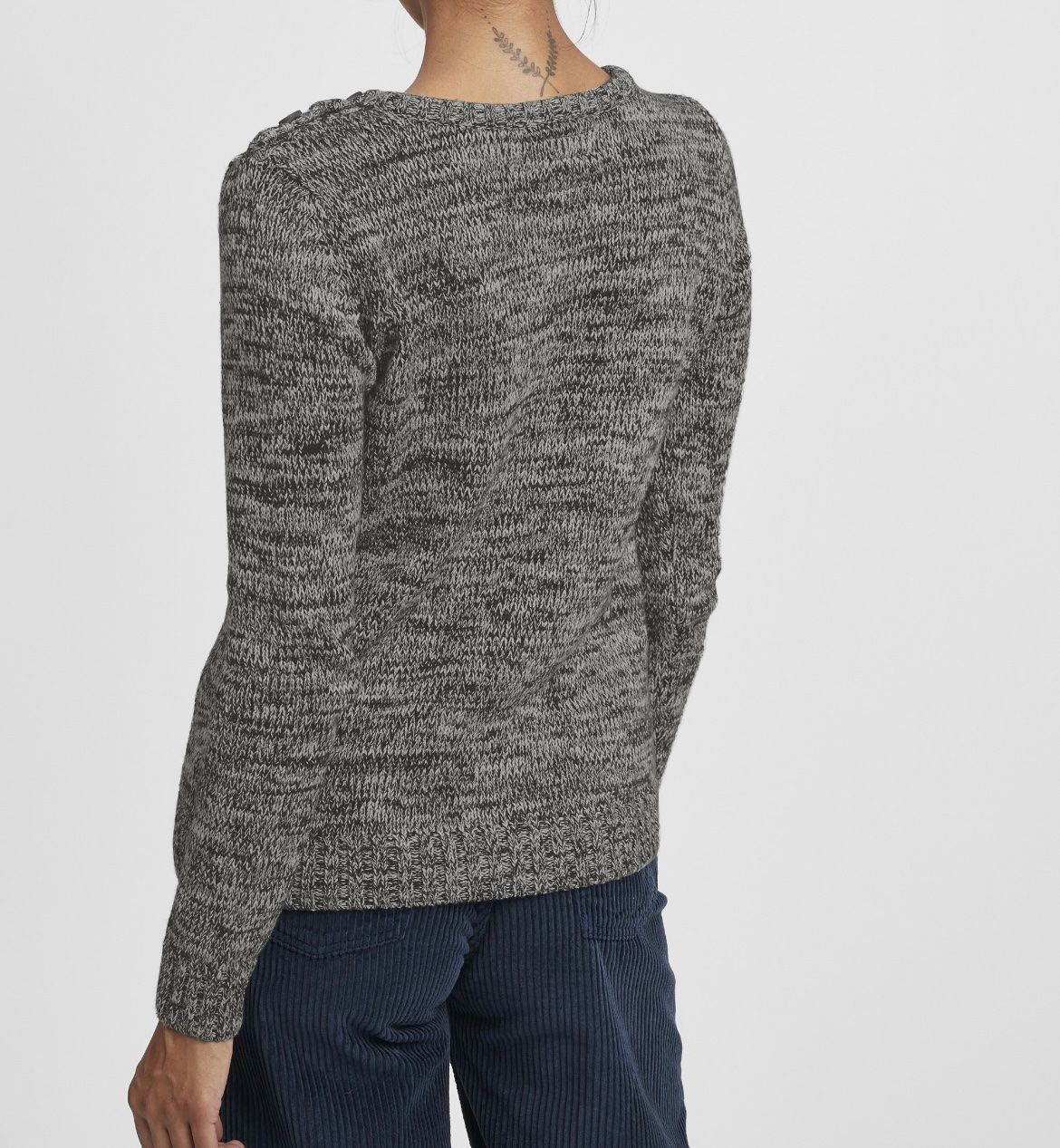 Pulls & Sweat-shirts: Oxmo pull – Neuf avec emballage d'origine à Vuisternens-Romont par gol_xp6p 5