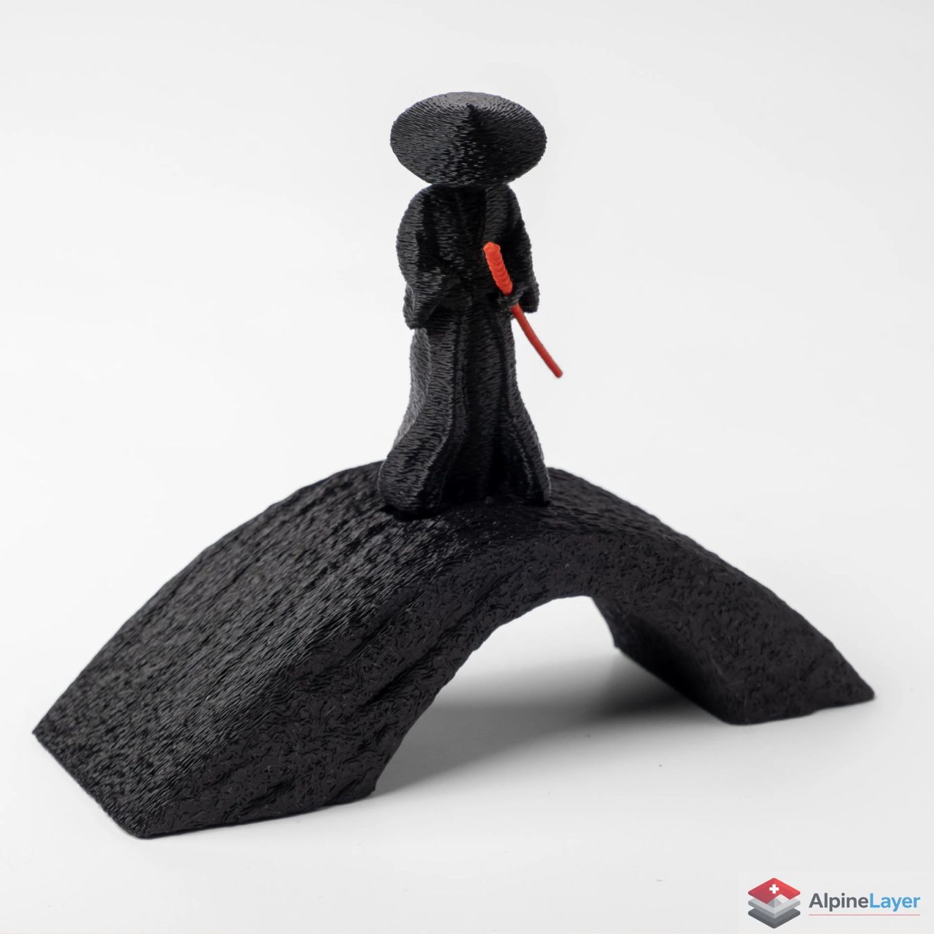 Sculptures & Statues: Minimalist Samurai on Bridge 3D Printed Sculpture – Neuf (Voir description) à Losone par AlpineLayer 1