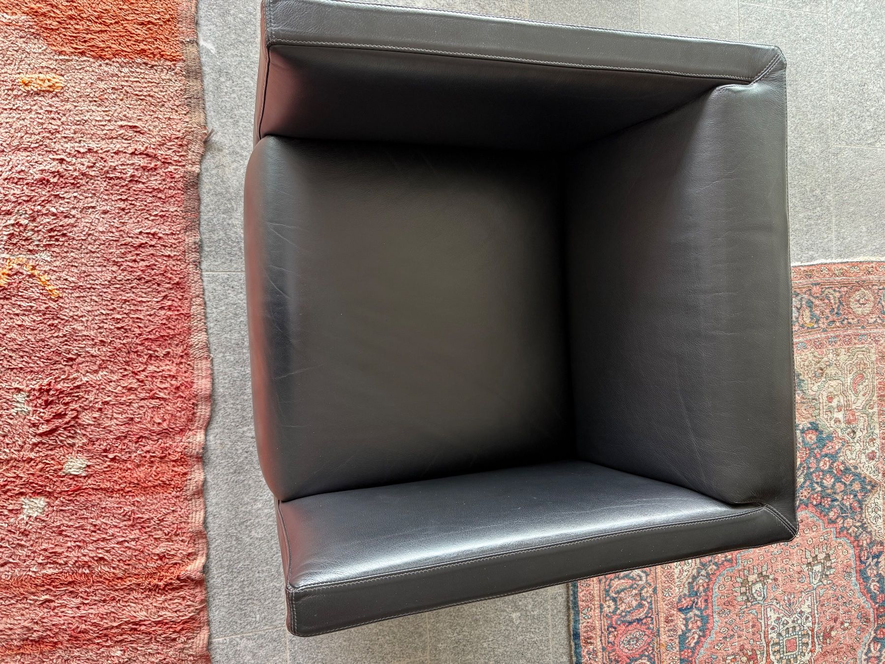 Poltrone: Design-Sessel aus schwarzem Leder – Usato da Baden venduto da jul_vz6s 1