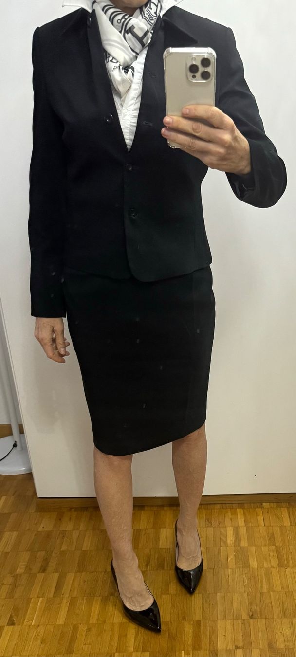 Costumi: DAMENKOSTÜM Schwarz – Nuovo (secondo la descrizione) da Adliswil venduto da Jessik0 2