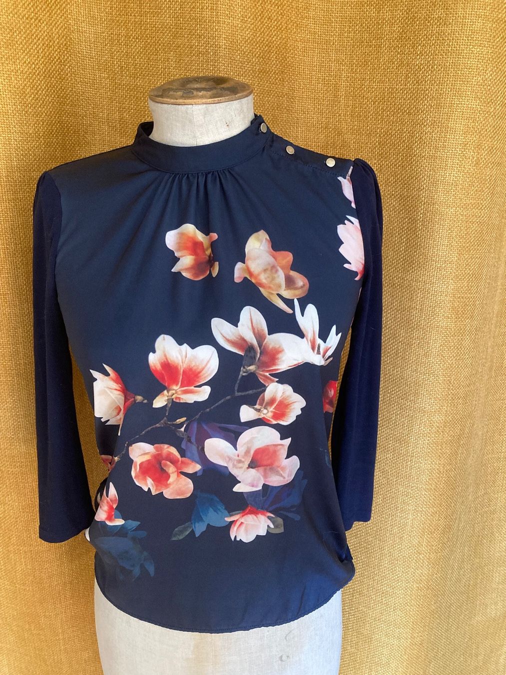 Orsay Top: Top élégant viscose et satin – Usato da Ardon venduto da hel_2sxp 5