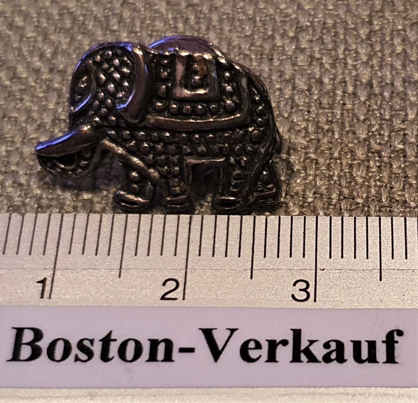 Statuette: A210 - Globus Glücks Elefant  versilbert – Usato da Reinach BL venduto da Boston-Verkauf 1