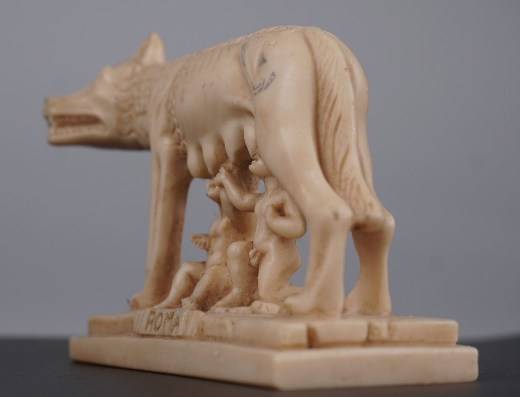 Figuren: Die Kapitolinische Wölfin – Gebraucht aus Volketswil von brockipfannenstil 5