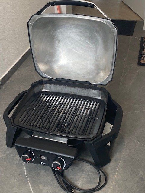 Weber Griglie: Elektrogrill Weber PULSE 2000 WCart BLK CH – Usato da Niederhasli venduto da Tigerproduct 4
