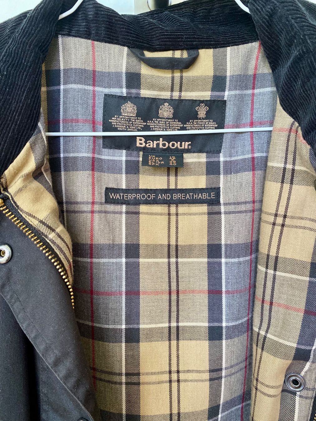 Barbour Jacken: Barbour Übergangsjacke waterproof Gr. 36 – Gebraucht aus Küsnacht ZH von Junge 3