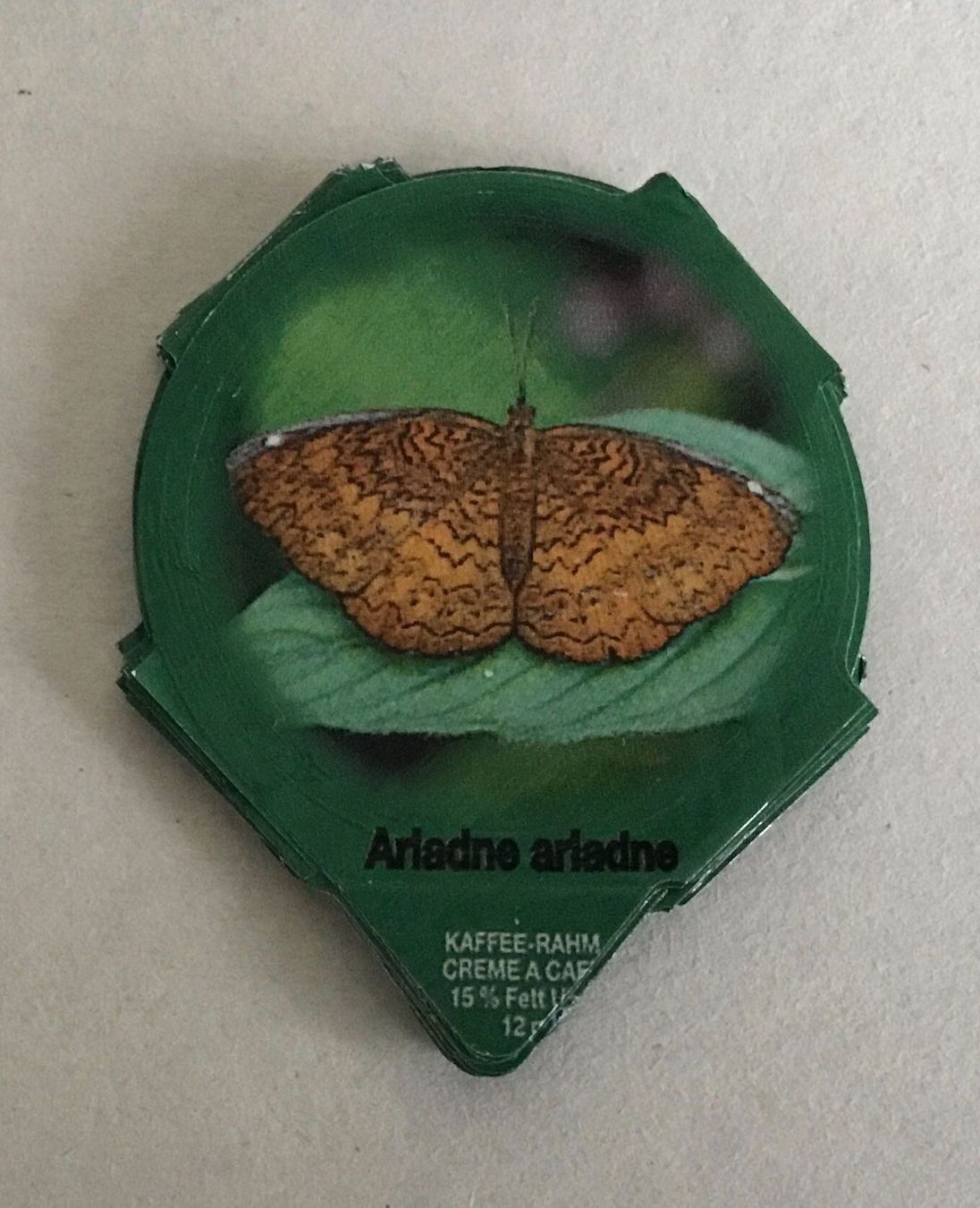Coperchi dei cremini per caffè: 1.175 B - Papiliorama, Riegel – Usato da Allschwil venduto da gewuerznelke