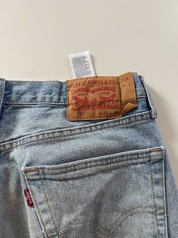 Jeans: Levi Strauss Jeans – Usato da St. Gallen venduto da rechsteinersell 1