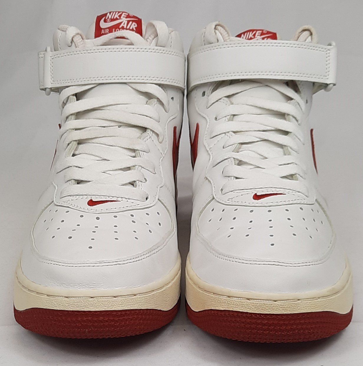 Nike Herrenschuhe: NIKE Air Force 1 Mid  Sneaker White / Varsity Red Gr. 45.5 – Neu (gemäss Beschreibung) aus Seuzach von VT-Collections2