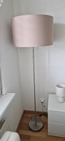 Stehlampe