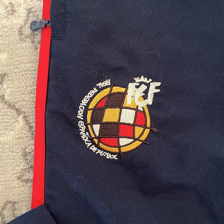 Hosen: Spanien Nati Trackpants – Gebraucht aus Hettiswil von mat_8jyn 1