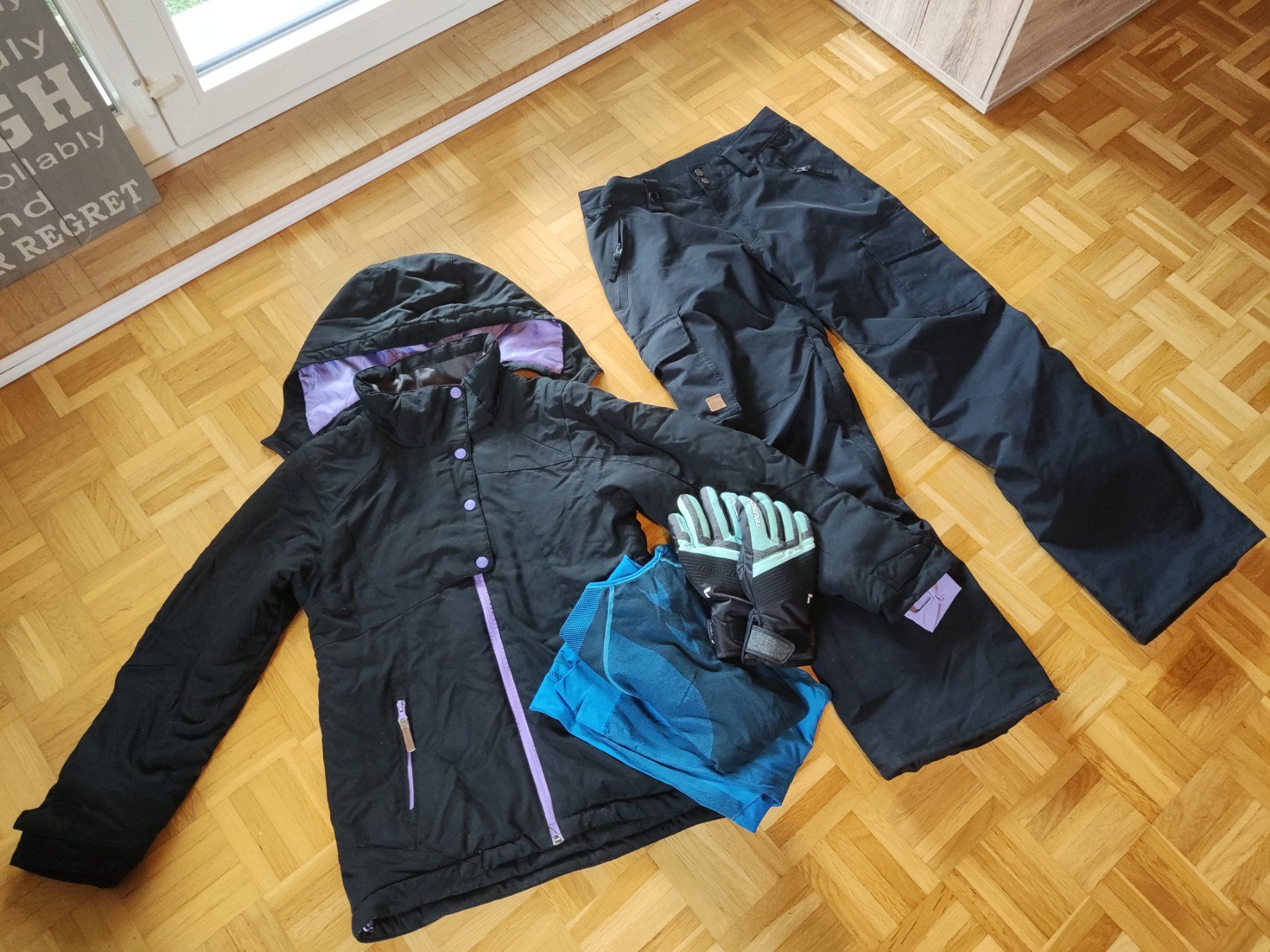 Lotti di vestiti: Ski Kleider 158- XS – Usato da Kriens venduto da rinzmann