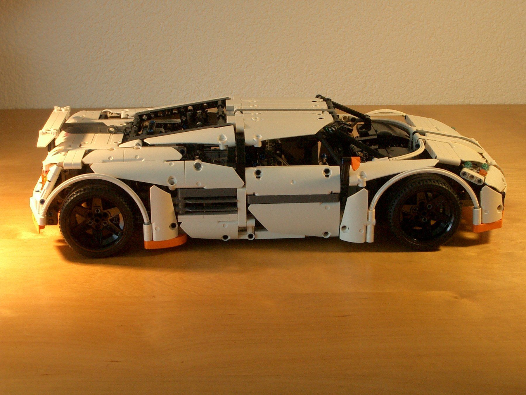 Lego Kit di costruzioni: LEGO Technic MOC Supercar / Sehr Selten !!! – Nuovo (secondo la descrizione) da Thun venduto da Fontastic69 2