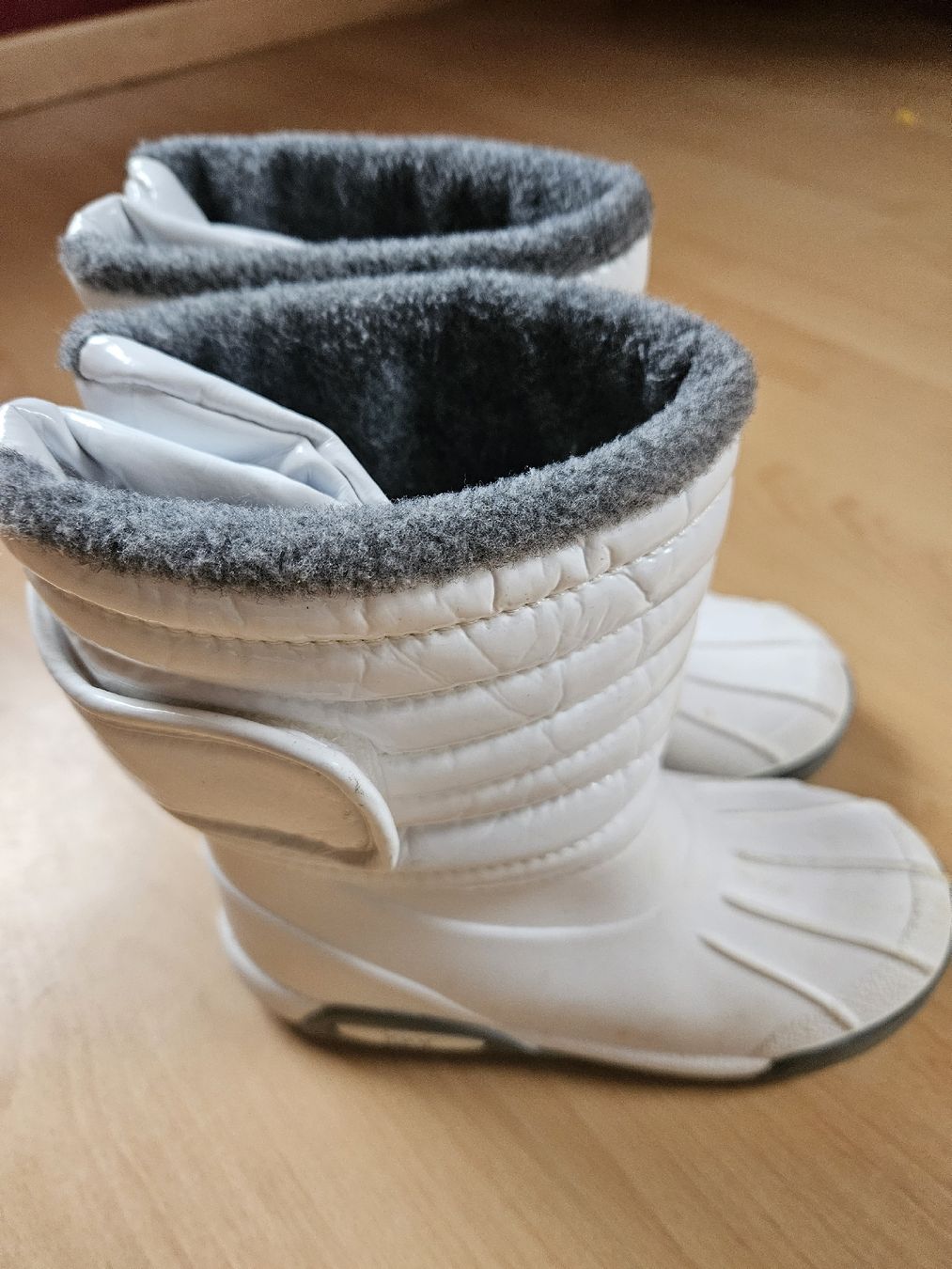 Scarpe per ragazze: Winterschuhe Gr.33 – Usato da Oberkulm venduto da Preneur