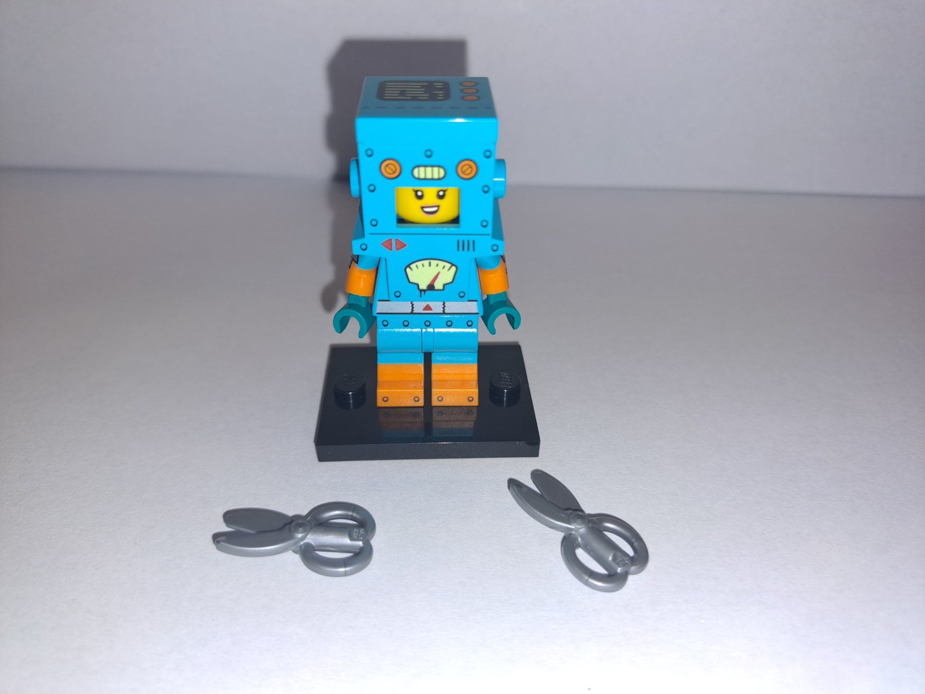 Lego Statuette: Lego minifigur Roboter – Nuovo (secondo la descrizione) da Niedergampel venduto da Wallisroots