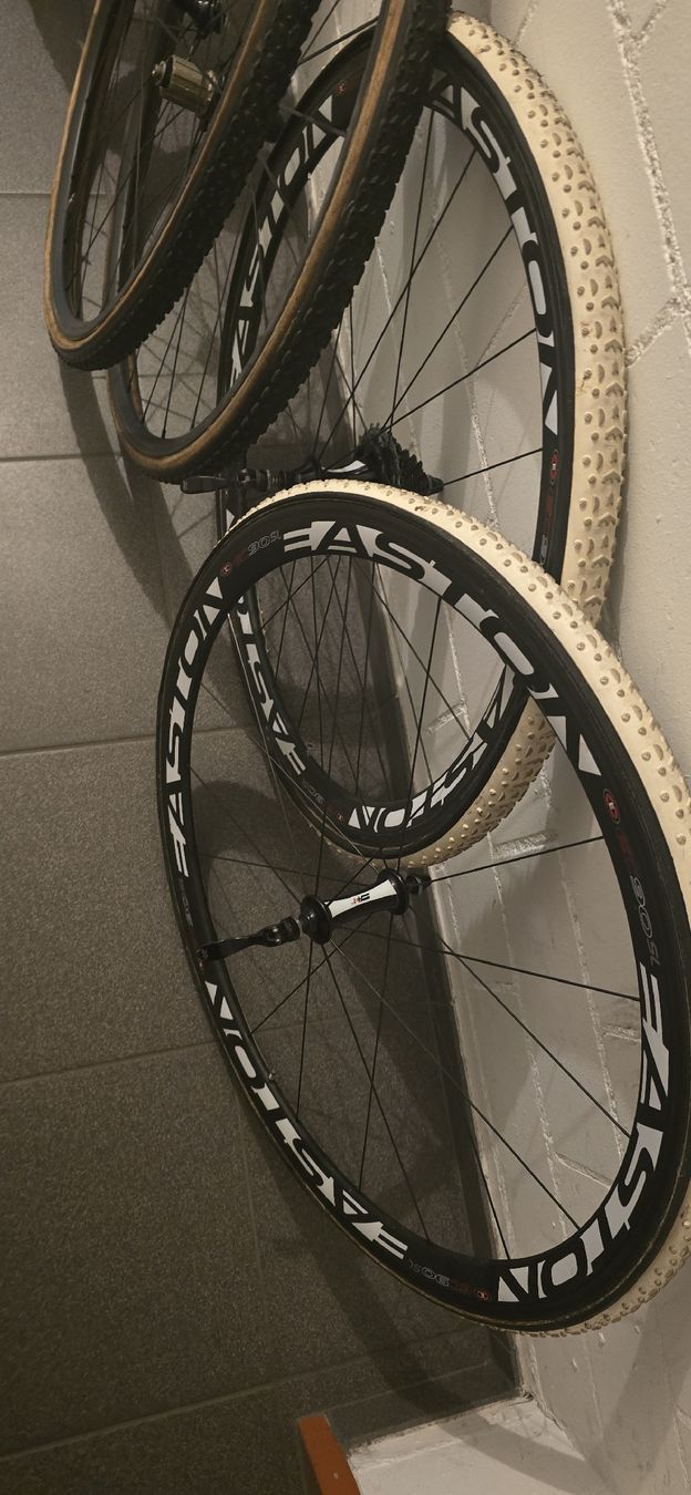 Felgen: Velo Felgen carbon tubular – Gebraucht aus Weiningen ZH von ped_fbx2 3