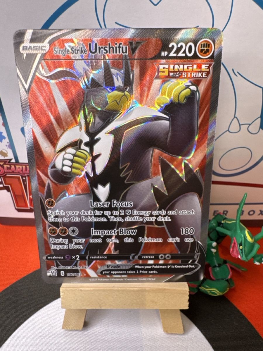 Pokémon Carte collezionabili: POKÉMON / Single Strike Urshifu V / Battle Styles – Usato da Herzogenbuchsee venduto da TCG-High-Quality