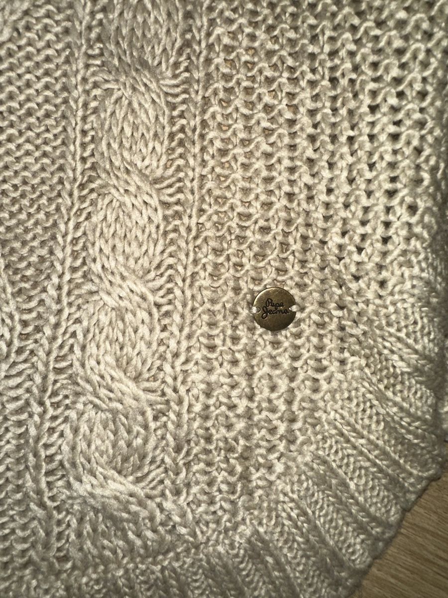 Pepe Jeans Pullover & Sweatshirts: PEPE JEANS PULLOVER GR. 38 (UK 14) – Gebraucht aus Unteraegeri von MH203 6
