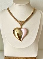 Elegant Heart Necklace made of gold-plated stainless steel.