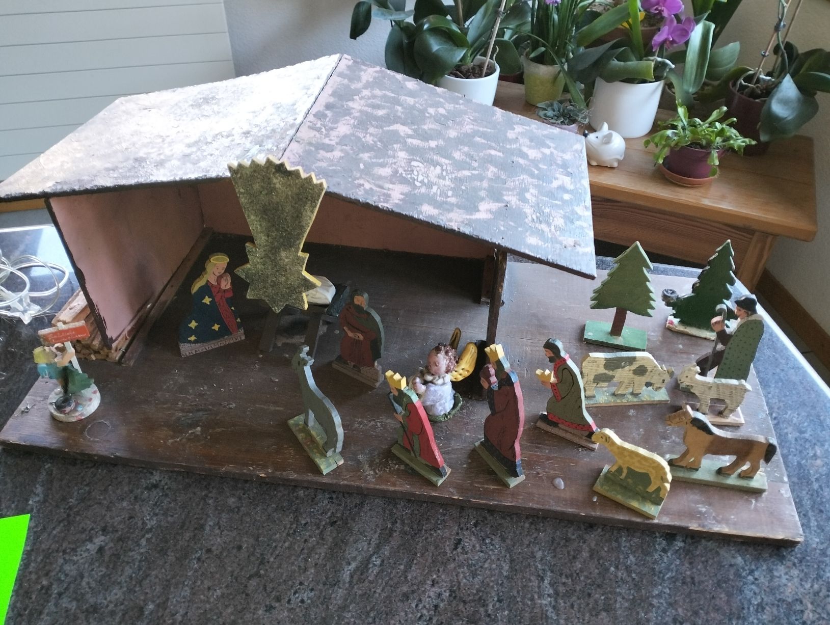 Alle Dekorationen: Weihnachtskrippe Holz mit Figuren Set gebrauchter Zustand – Gebraucht aus Termen von Zofingia01 4