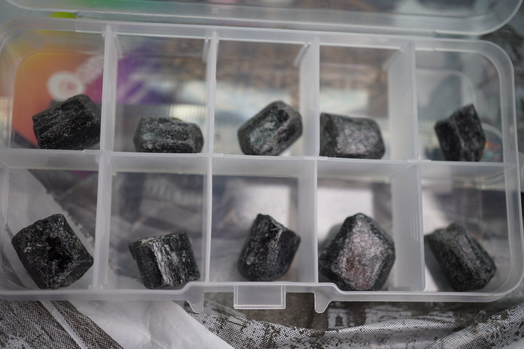 Minerali & Pietre curative: Turmalin Schwarz Roh  in Box – Nuovo e nell'imballaggio originale da Eschenbach SG venduto da topstone 3