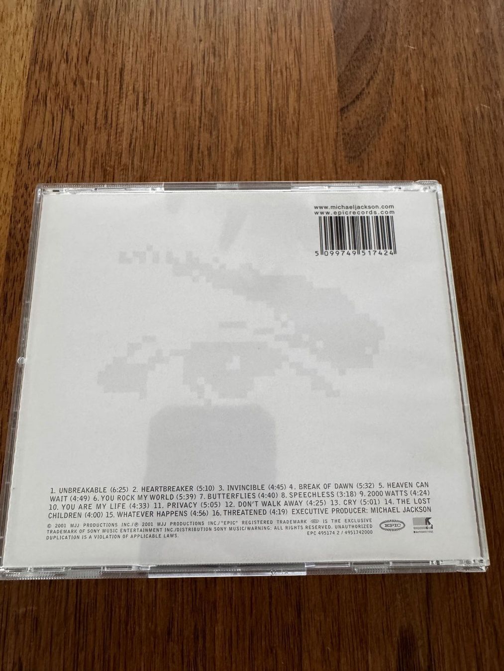 CDs: Michael Jackson - Invincible – Gebraucht aus Bonstetten von Moeriger 1