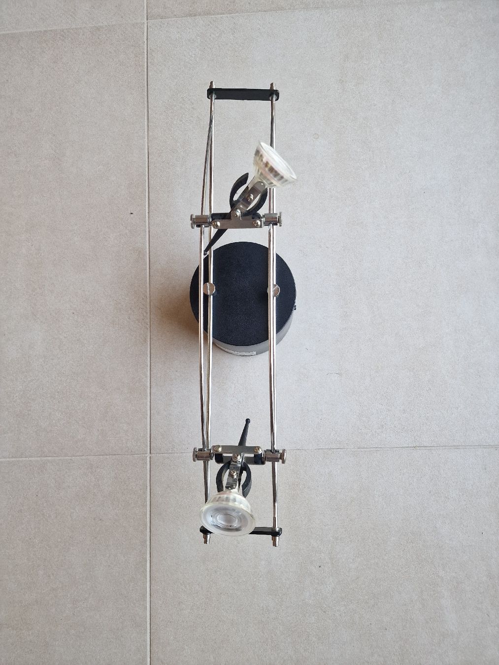 Lustres & lampes de plafonds: Lampe design, 2 spots orientables – D'occasion à Vouvry par Marr0 5
