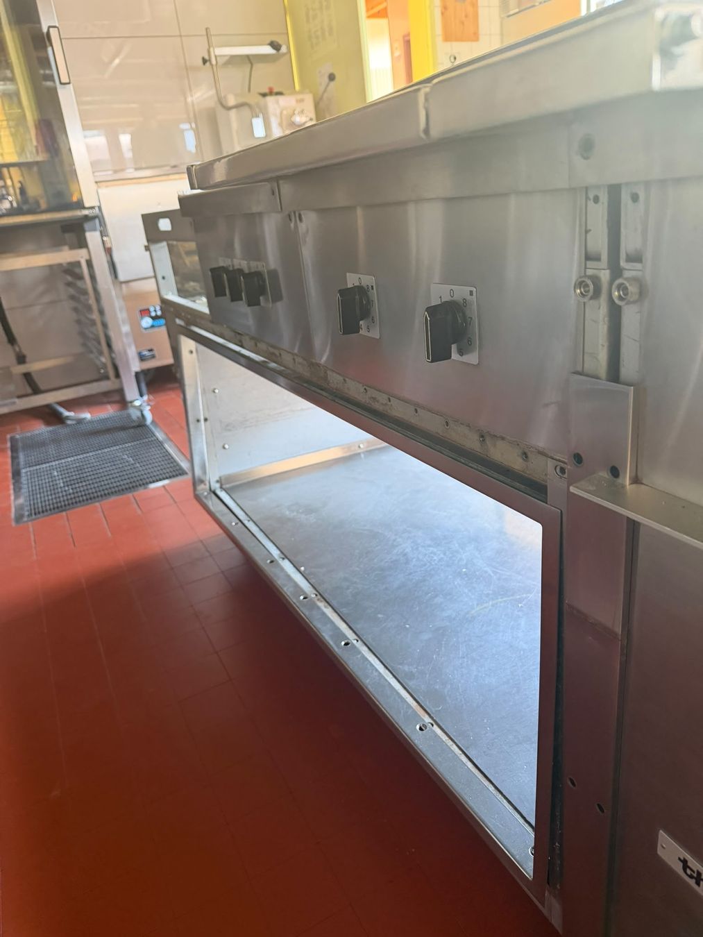 Therma Herde: Therma fourneau professionnel – Gebraucht aus St-Maurice von MEGALOBAJTER 4