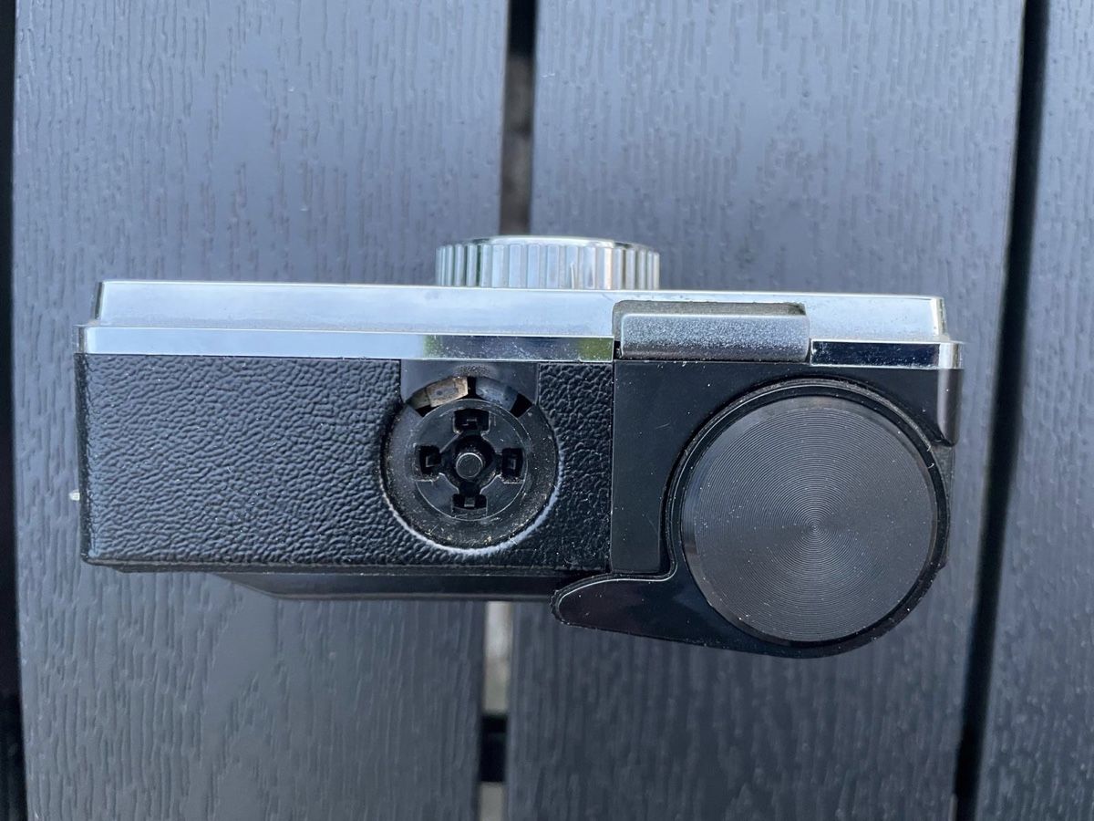 Kodak Kamera: Kodak Instamatic 133 Vintage-Analogkamera – Gebraucht aus Altenrhein von Docdoc 1