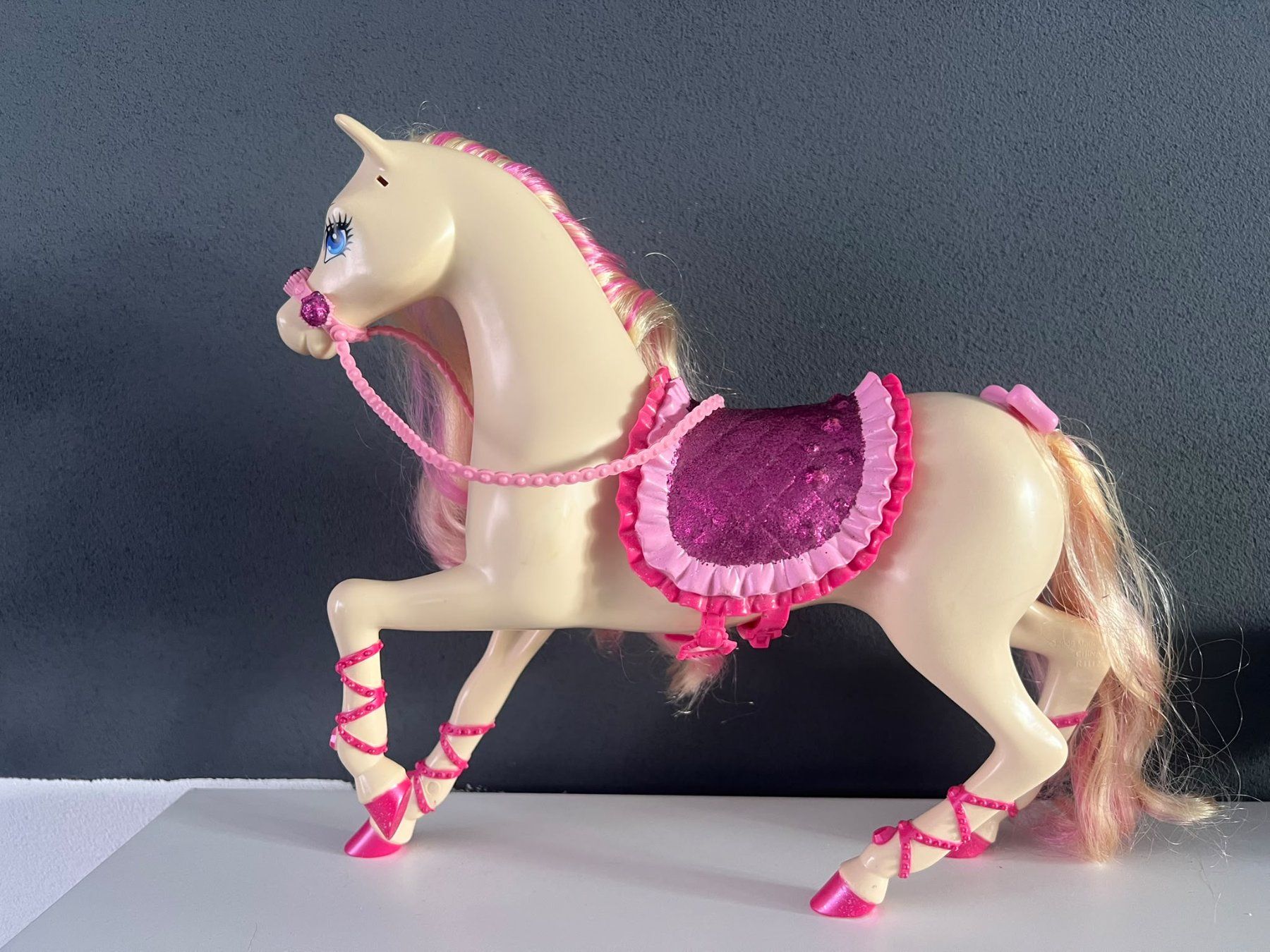 Puppen: 2 Merida Barbiepuppen mit Pferd – Gebraucht aus Langwiesen von rheinfall59 4