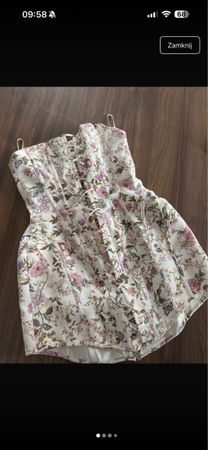 Viral floral dress Zara !! 38!!M