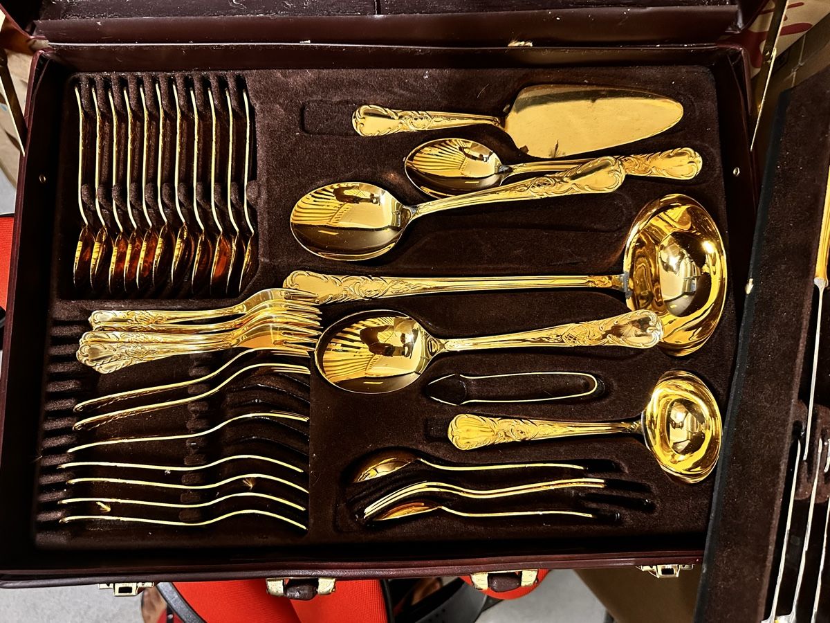 Solingen Set di posate: Solingen Besteck Set  – Usato da Effretikon venduto da lef_5v62 5