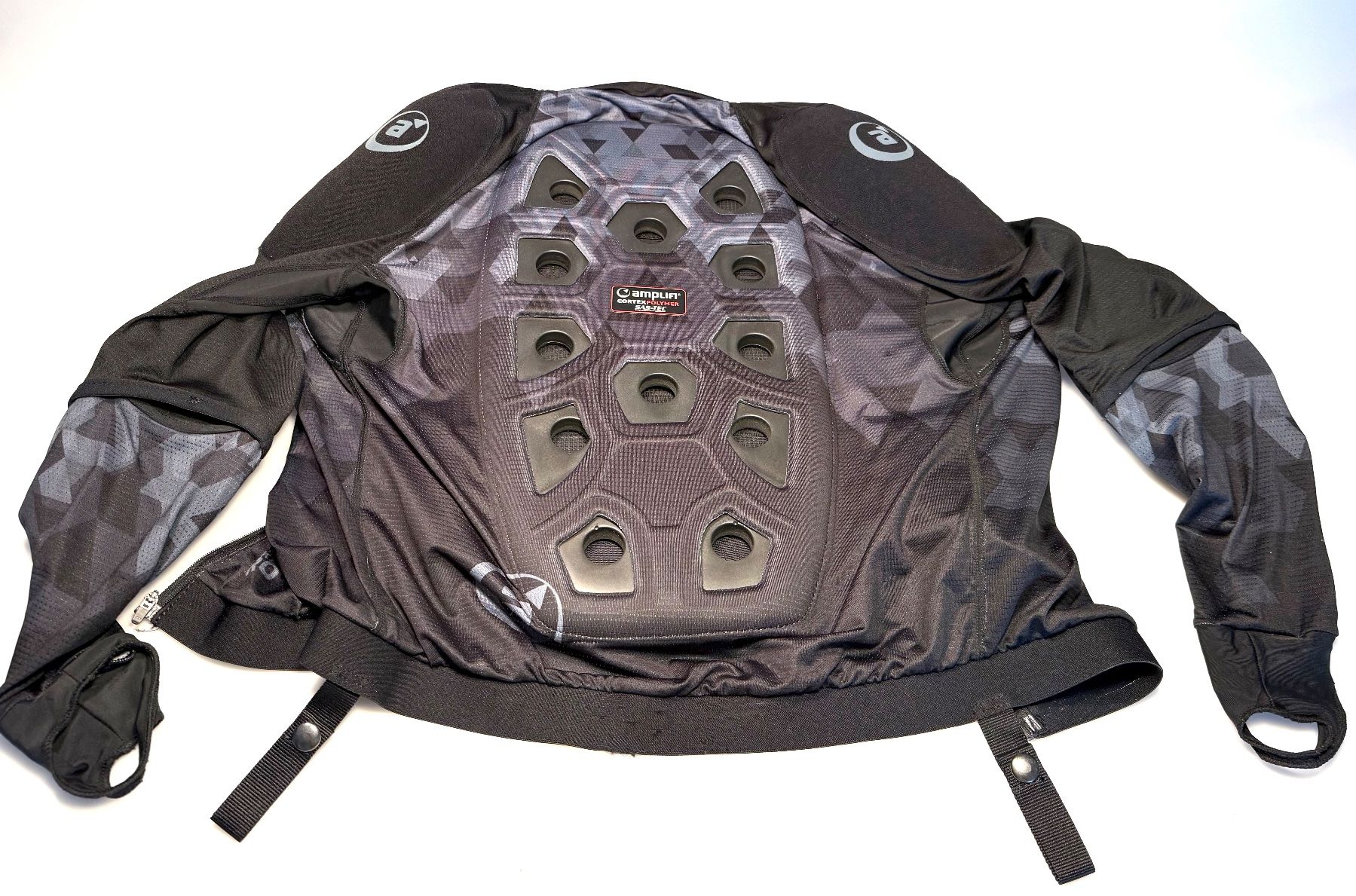 Protezioni & Imbottiture: Amplifi Polymer Armor Schutzjacke – Usato da Schaffhausen venduto da trulynicestuff 2