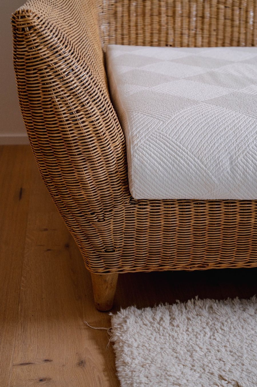 Sofas: Rattan Sofa Eierschalenweiss – D'occasion à Büron par rrooxxxy 7