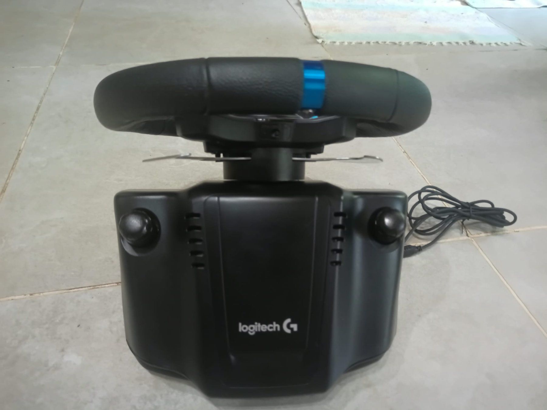 Spiele: Volante e pedaliera Logitech g29 – Gebraucht aus Monteggio von van_2cdv 1