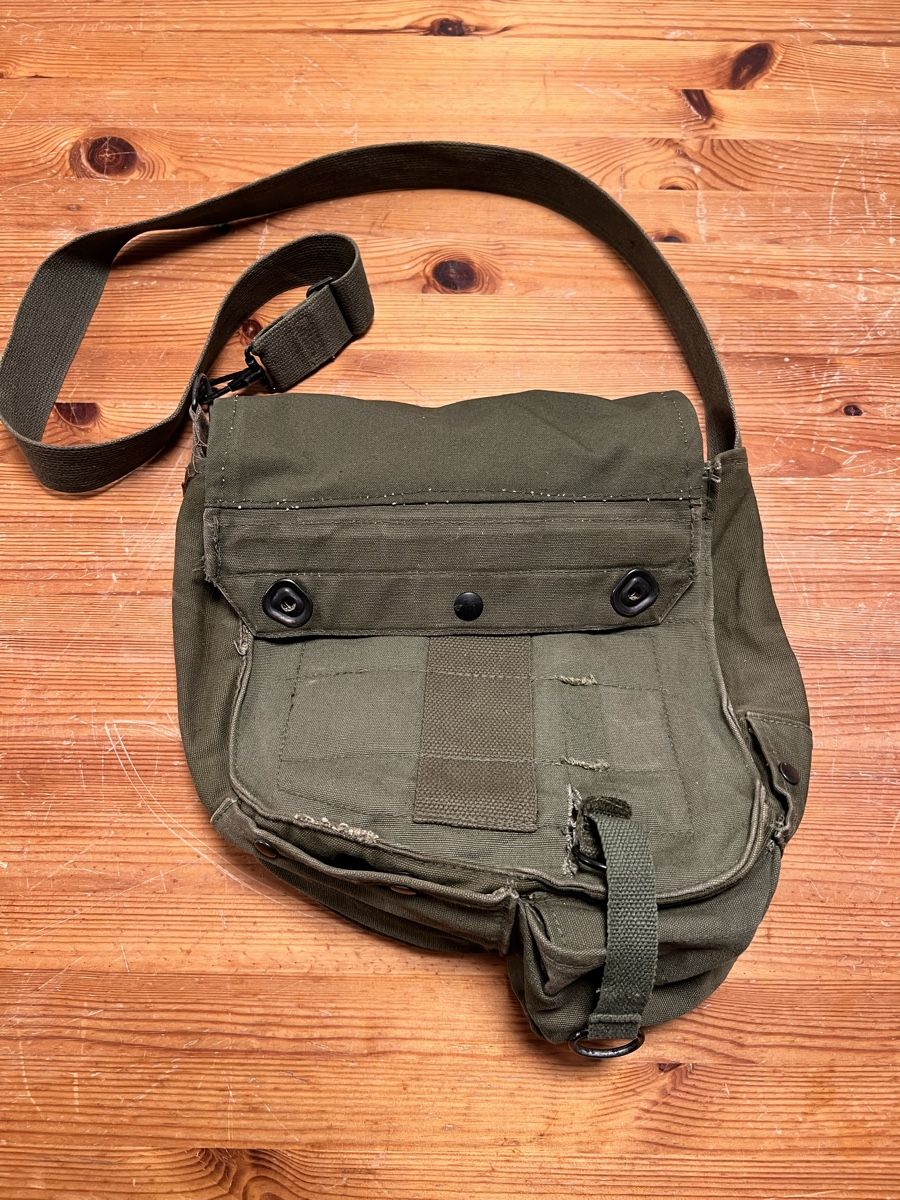 Borse: Militärtasche Munitionstasche Umhängetasche – Usato da Sevelen venduto da Ritiplampi