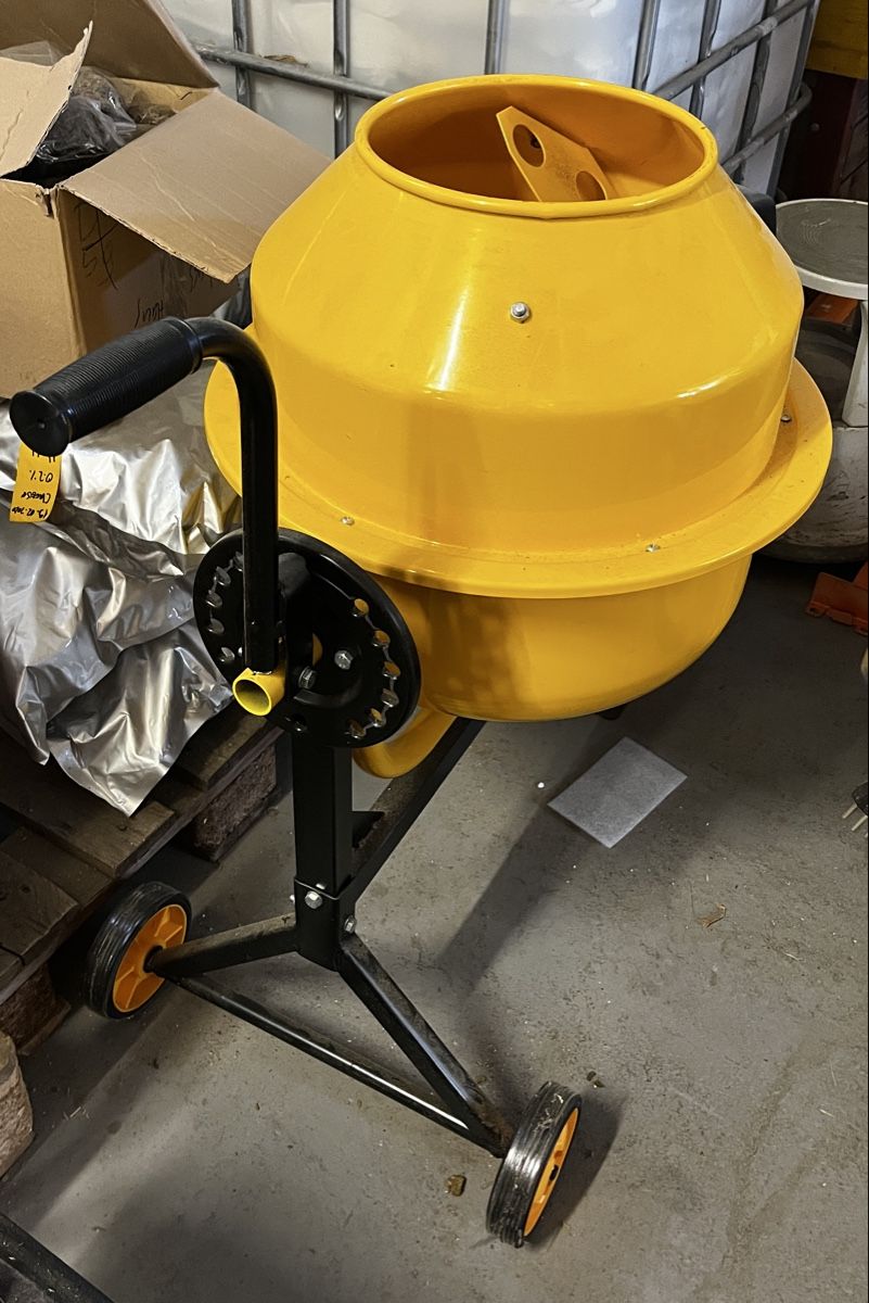 Alle Werkzeuge: Betonmischer MSW-COMI 2263 – Gebraucht aus Breitenbach von aya_w5x7