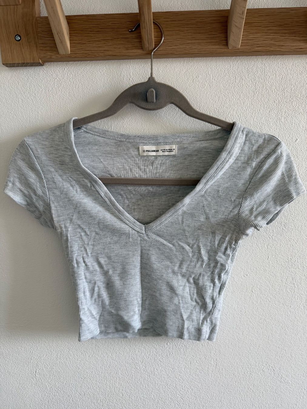 Pull&Bear Tops: Pull and Bear Grey top – Gebraucht aus Winterthur von 200_g8ht