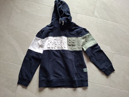 Kapuzenpullover Never Defeat blau sehr guter Zustand