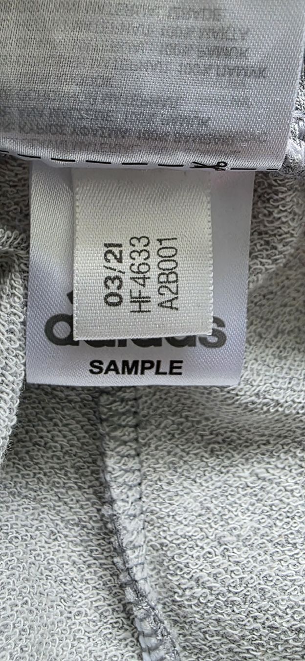 Adidas Hosen: Adidas Trainingshose/ Jogginghose Grau Grösse S – Gebraucht aus Spiez von gbr-stu 4