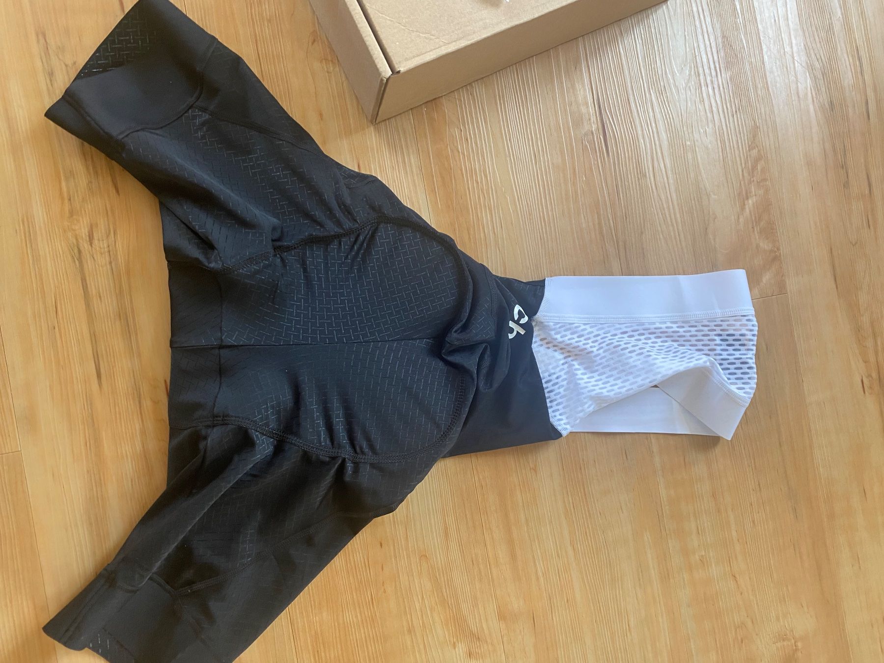 Pas Normal Studios Hosen: Pas Normal Studios Mechanism bib shorts small schwarz – Neu (gemäss Beschreibung) aus Appenzell von classiccyclingkits 4