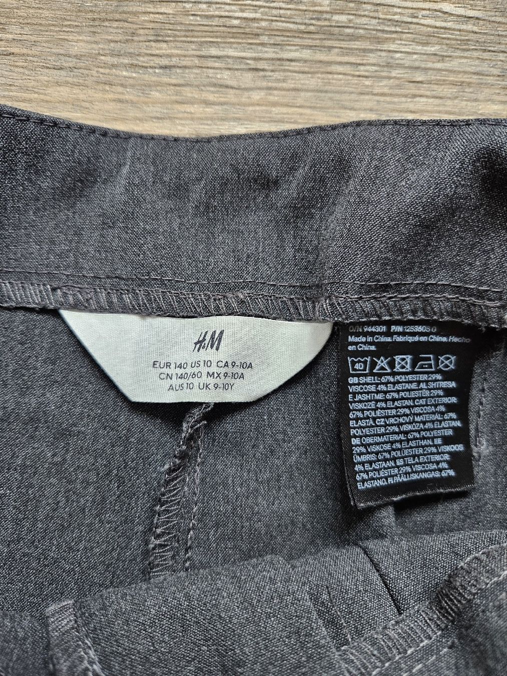 H&M Hosen: Stoffhose Gr. 140 – Gebraucht aus Altendorf von egi83 2