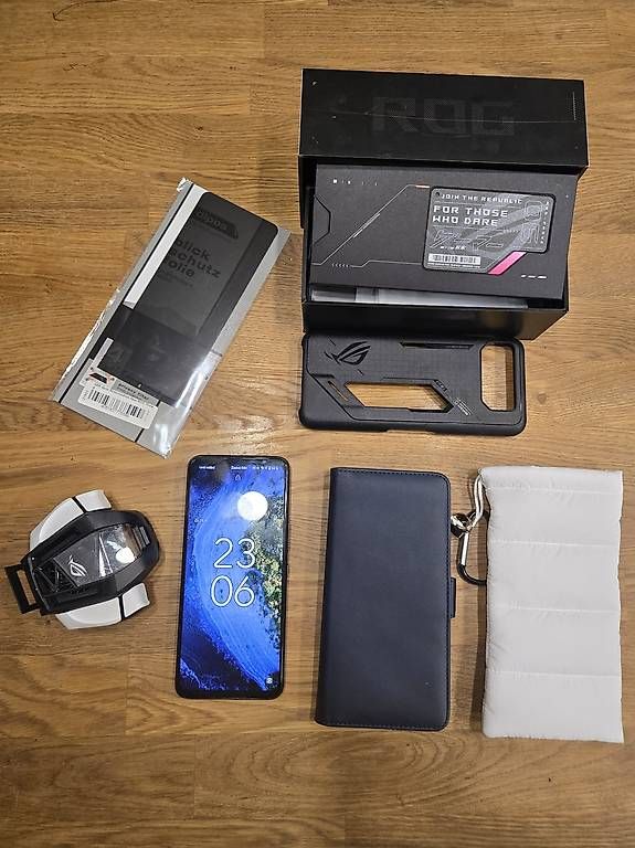 Telefoni cellulari / Smartphones: ROG Phone 6 ASUS – Usato da Arconciel venduto da gab_cjb2