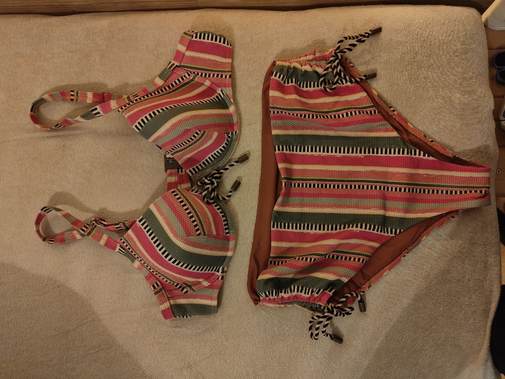 Beldona Costumi da bagno & Bikini: Bikini Beldona, bunt gestreift – Usato da Thun venduto da nev_pzx8