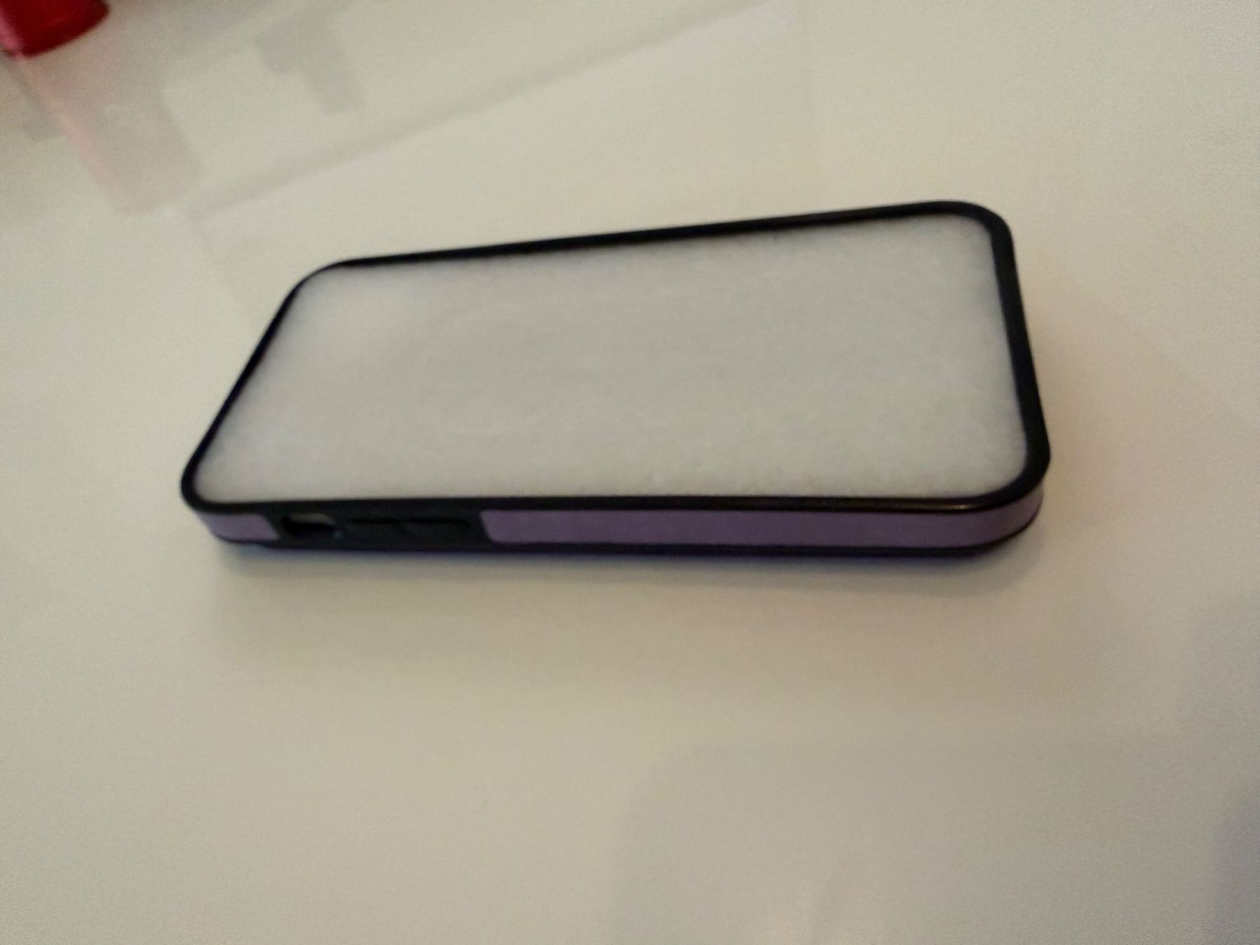 Apple Cover & Protezioni schermo: iPhon 14 PLUS Cover violett Kunstleder – Nuovo e nell'imballaggio originale da Kölliken venduto da Teguwegu 3