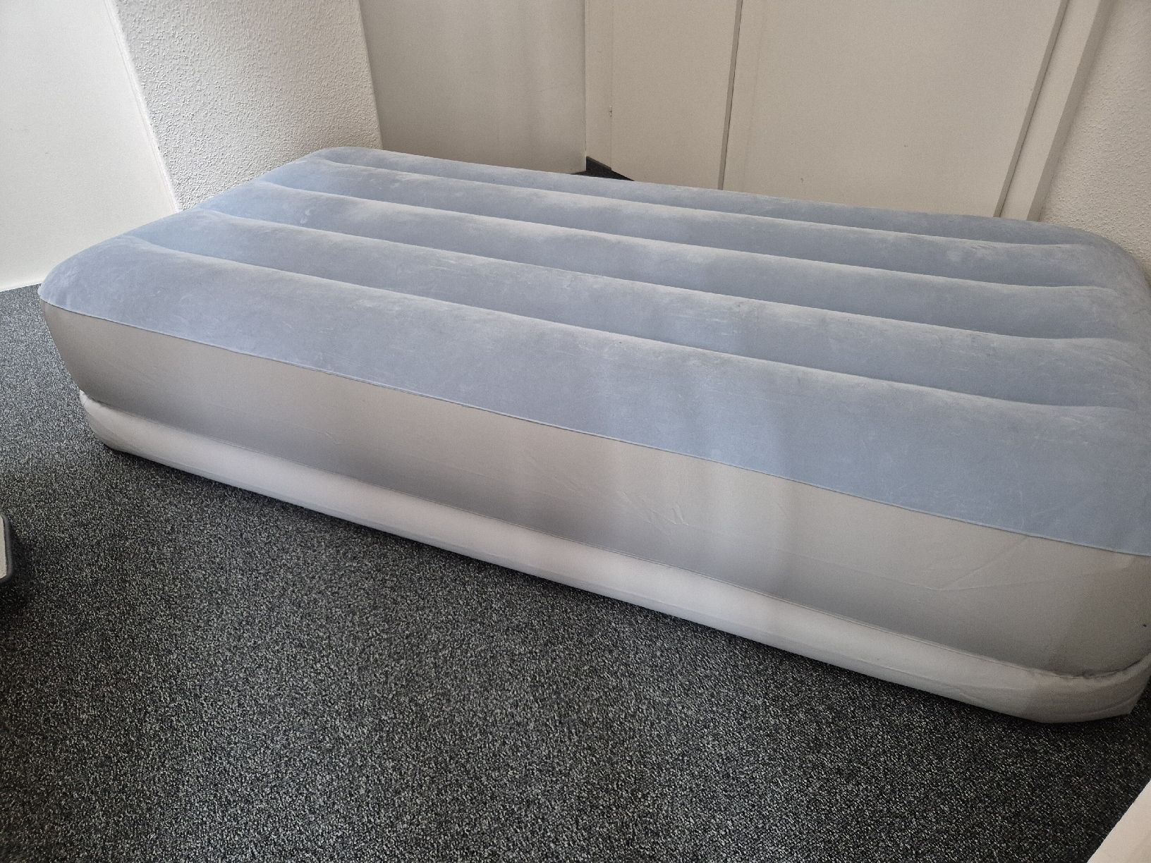 Materassi: Luftmatratze Intex inkl. Transporthülle – Usato da Weisslingen venduto da monkeyboarder 3