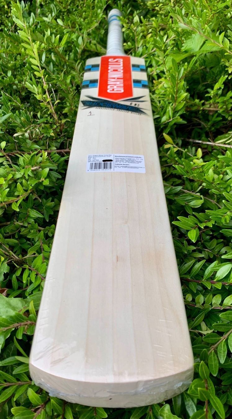 Articoli in legno: Cricket bat Gray-Nicolls Shockwave Gn5 – Nuovo e nell'imballaggio originale da Luzern venduto da ronymamuni 5