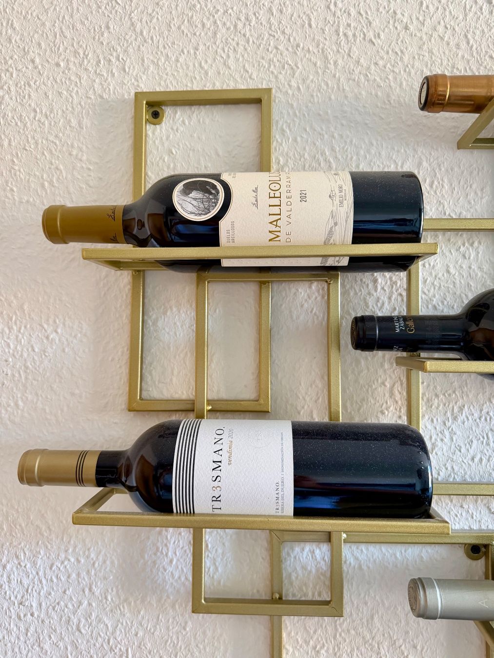 Scaffali: Support mural pour bouteilles | Wall-mounted bottle rack – Usato da Carouge GE venduto da mma_7n9b 2
