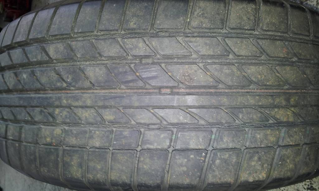 Pneus & Kompletträder: Sommerpneu 205/60R13 – Gebraucht aus Näfels von Mp74