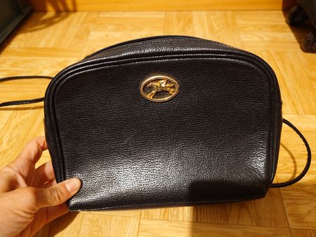 Sac Longchamp noir en cuir véritable, excellent état !