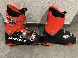 Nordica Speed Machine 3 Kinderskischuh